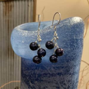 Black pearl and silver earrings